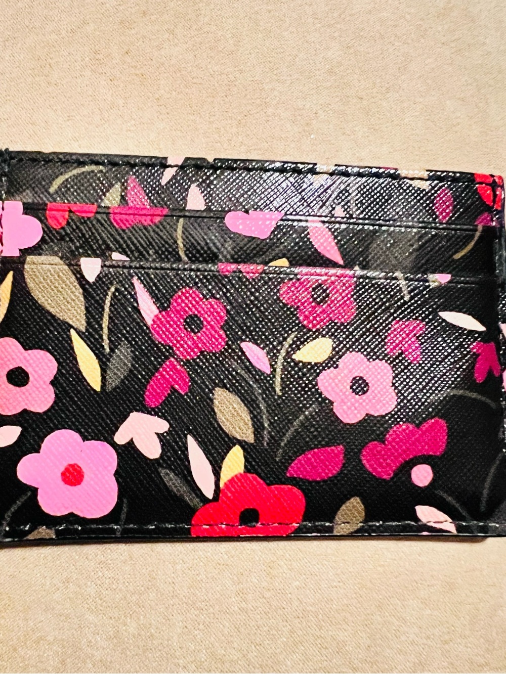 kate spade black floral cardholder with pink & red blooms - Picture 2 of 3